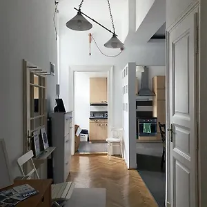  Apartament Awesome In The